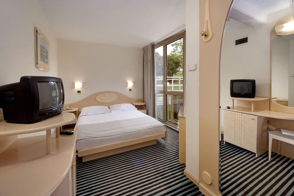 Hotel Istra Plava Laguna Poreč Dış mekan fotoğraf