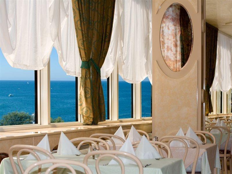 Hotel Istra Plava Laguna Poreč Dış mekan fotoğraf