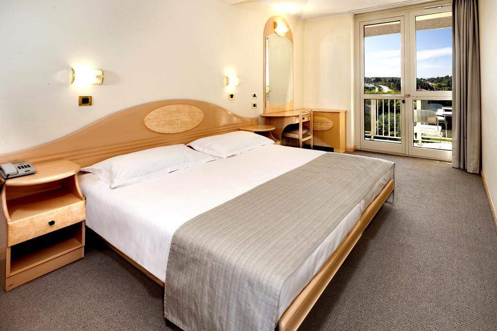 Hotel Istra Plava Laguna Poreč Dış mekan fotoğraf