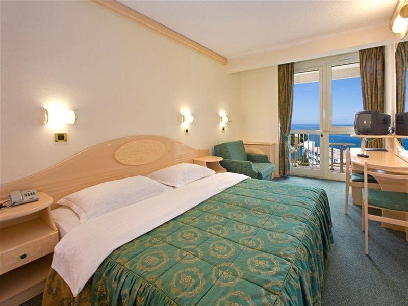 Hotel Istra Plava Laguna Poreč Dış mekan fotoğraf
