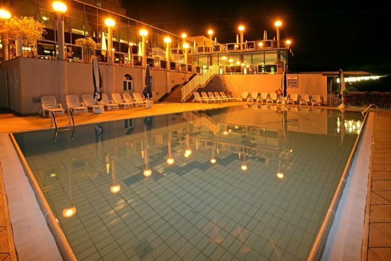 Hotel Istra Plava Laguna Poreč Dış mekan fotoğraf